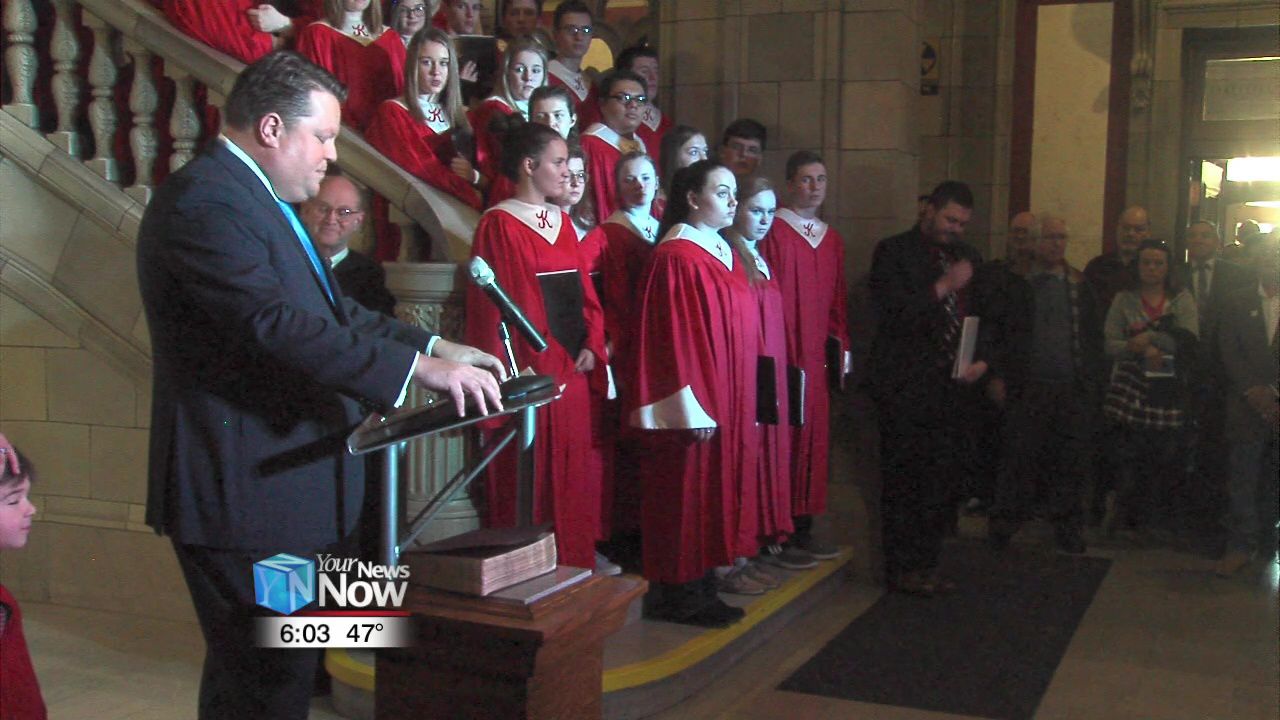 Cross holds ceremonial swearing in, in Kenton 1.jpg